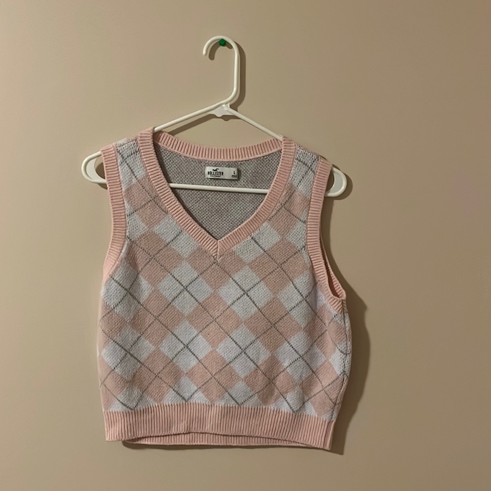 Pink and White Cropped Sweater Vest - Hollister, Size L